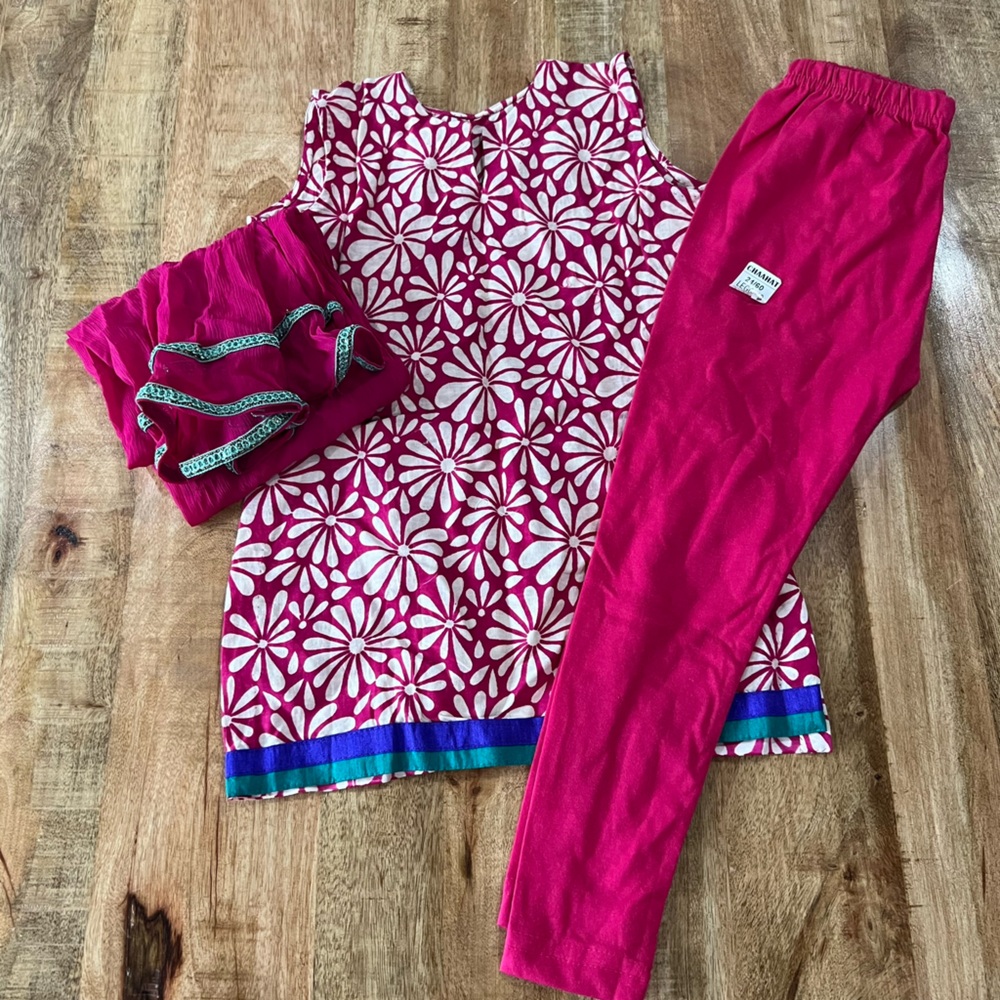 Pink pajami suit !! Never worn. Wrong sizing for her